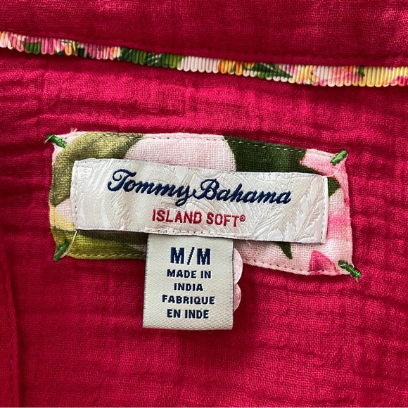 Tommy Bahama Coral Isle Cotton Gauze Island Soft V-Neck Shirt Pink Size Medium - Picture 9 of 11